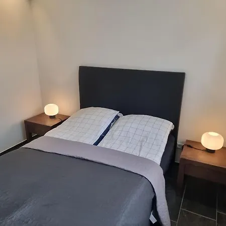 Apartment Taet Pa Adal