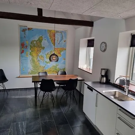 Apartment Taet Pa Adal
